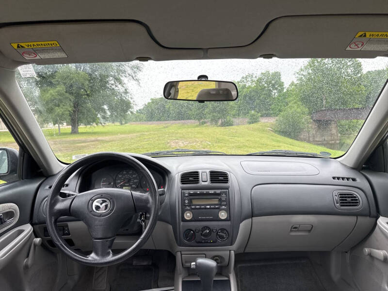 2002 Mazda Protege DX