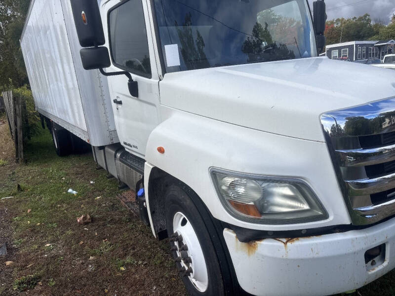 2013 Hino 338