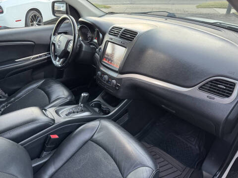 2019 Dodge Journey Crossroad