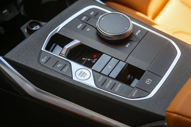 2026 BMW 3 Series 330i