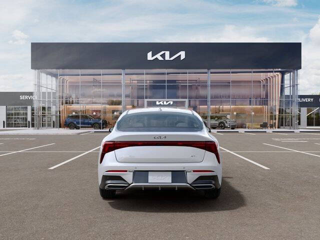 2026 Kia K5