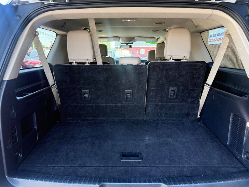 2024 Ford Expedition MAX XLT