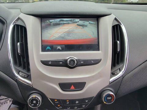 2017 Chevrolet Cruze LS Auto