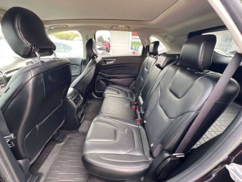 2019 Ford Edge Titanium