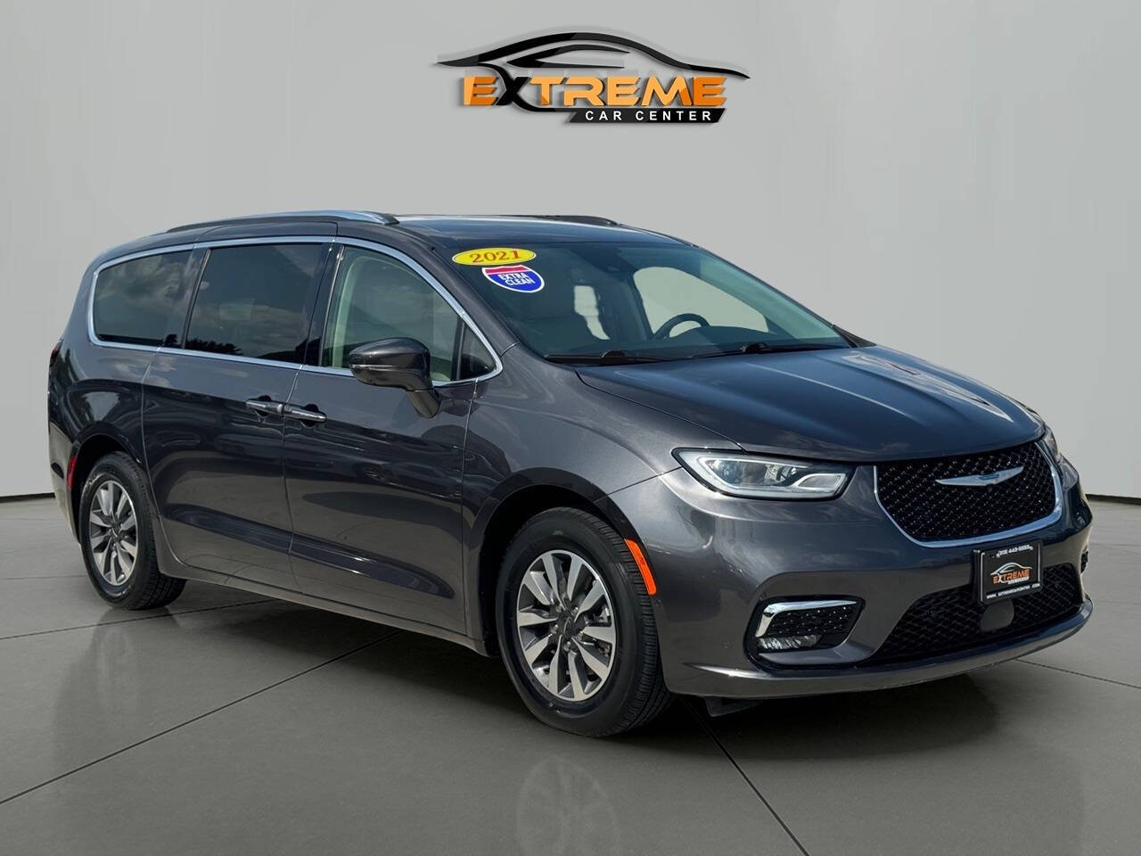 2021 Chrysler Pacifica Hybrid for sale at Extreme Car Center in Detroit, MI