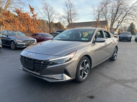 2022 Hyundai Elantra Hybrid for sale at RT28 Motors in North Reading MA