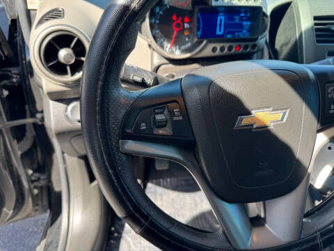 2016 Chevrolet Sonic LT Manual