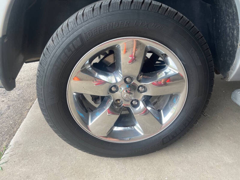 2015 RAM 1500 SLT