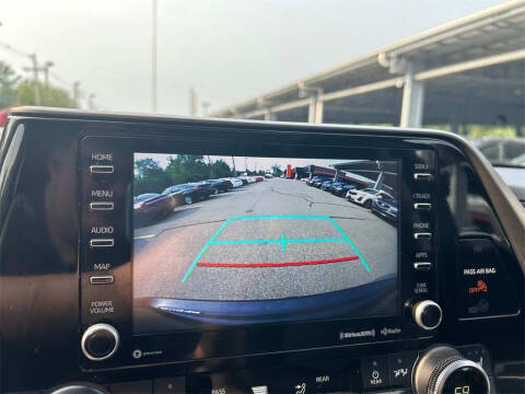 2022 Toyota Highlander Hybrid XLE