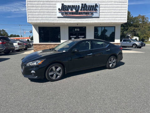 2020 Nissan Altima for sale at Jerry Hunt Supercenter in Lexington NC