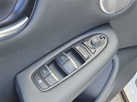 2025 Infiniti QX50 Luxe