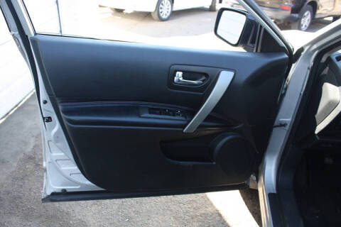 2013 Nissan Rogue SV