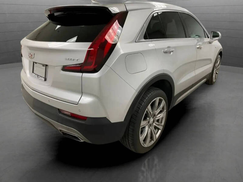 2019 Cadillac XT4 Premium Luxury