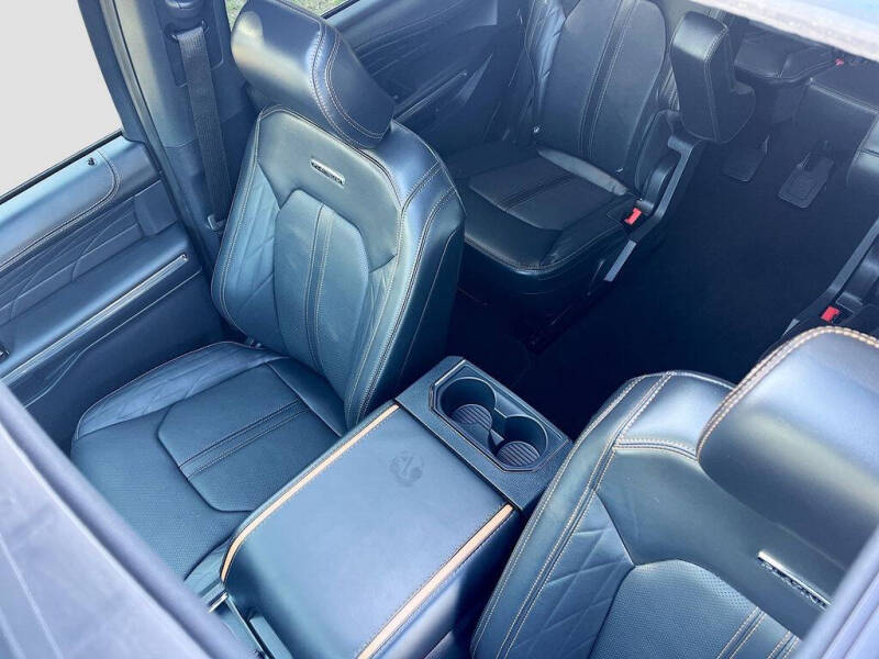 2024 Ford Expedition Platinum