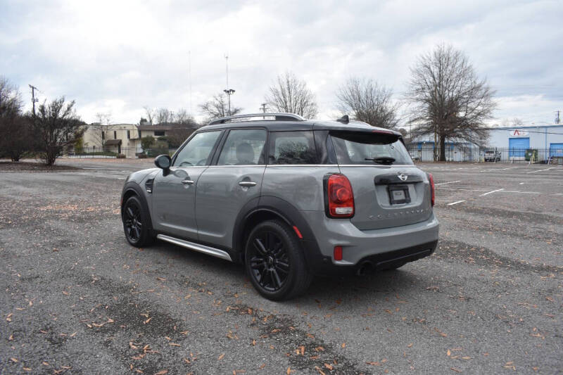 2017 MINI Countryman Base photo 4