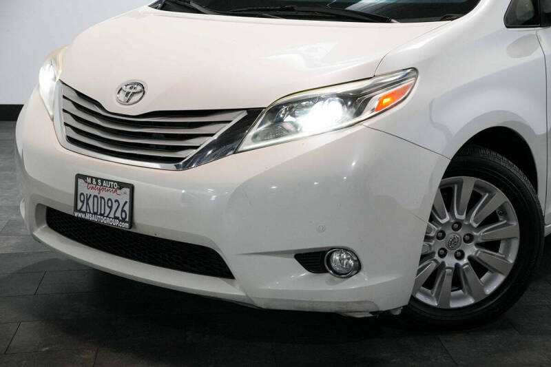 2016 Toyota Sienna