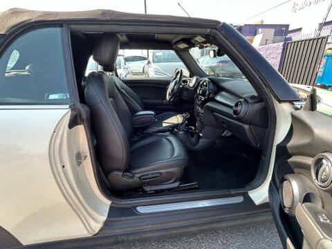 2019 MINI Convertible Cooper