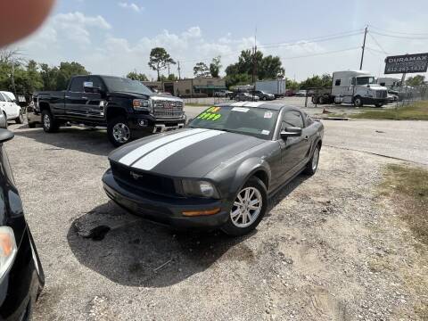 2008 Ford Mustang for sale at SCOTT HARRISON MOTOR CO in Houston TX