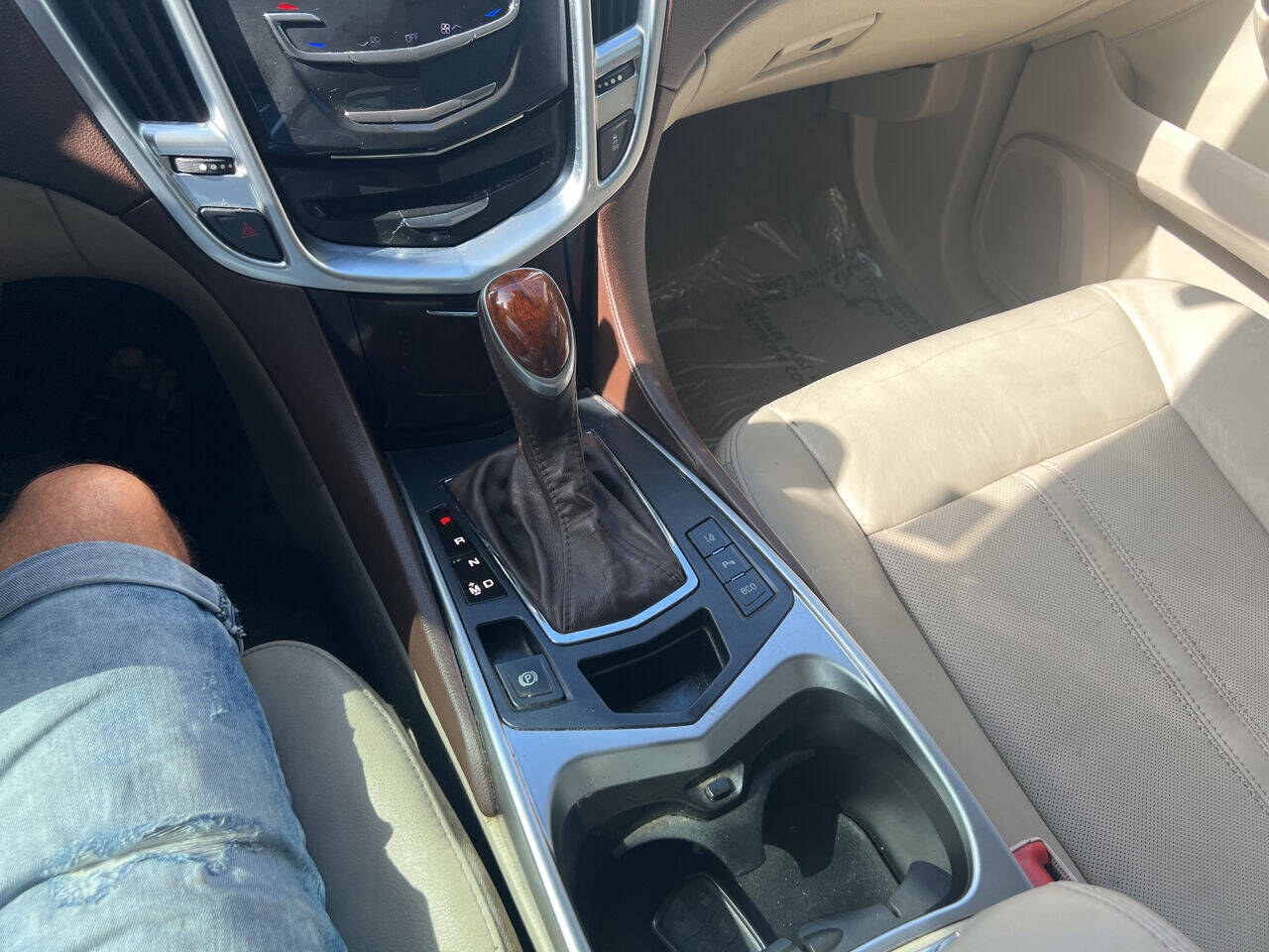 2015 Cadillac SRX  - $18,900