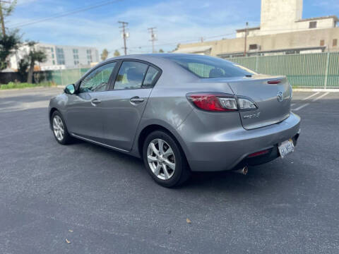 2010 Mazda MAZDA3 i Touring