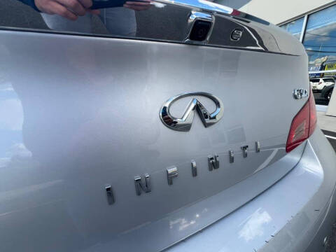 2011 Infiniti G25 Sedan x