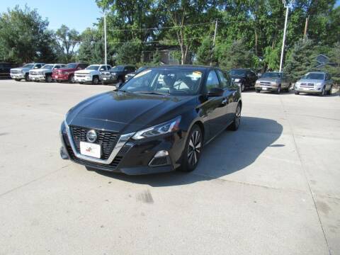 2021 Nissan Altima for sale at Aztec Motors in Des Moines IA