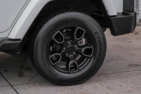 2017 Jeep Wrangler Unlimited Smoky Mountain