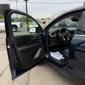 2017 GMC Acadia SLT-1
