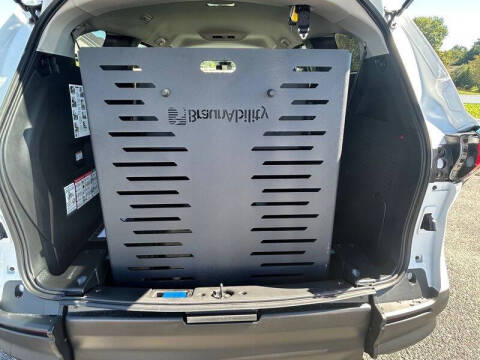 2025 Toyota Sienna LE 8-Passenger