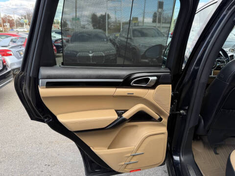 2016 Porsche Cayenne S