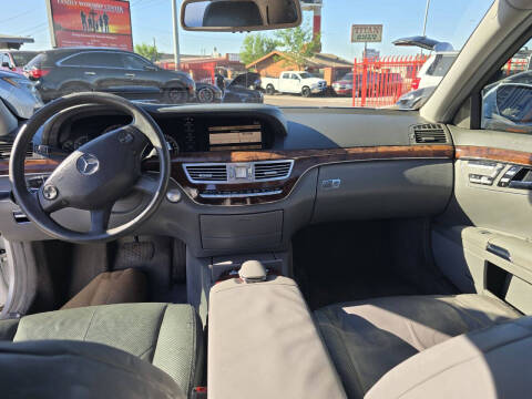 2007 Mercedes-Benz S-Class S 550