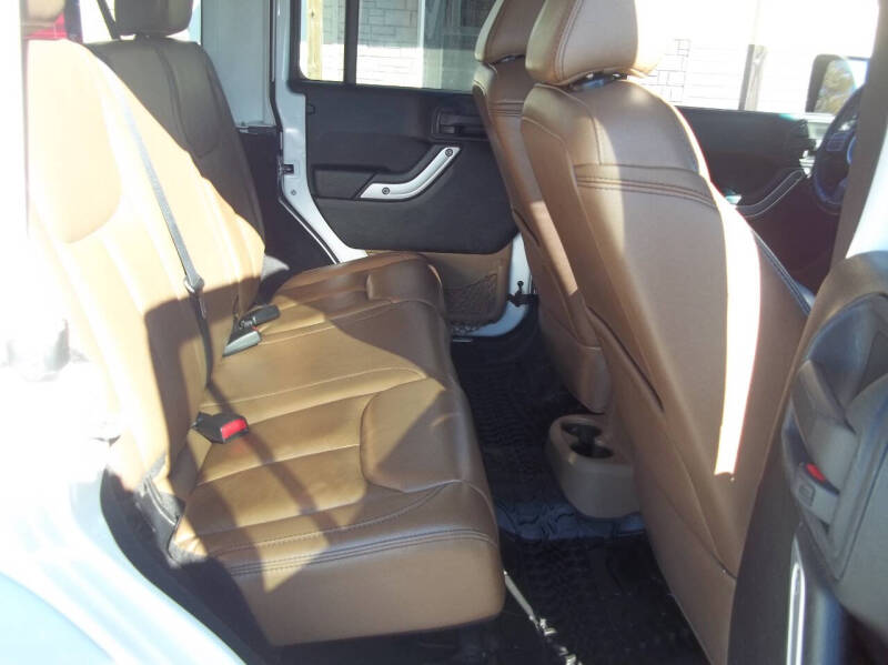 2013 Jeep Wrangler Unlimited Sahara