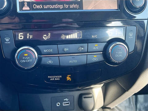 2022 Nissan Rogue Sport SL