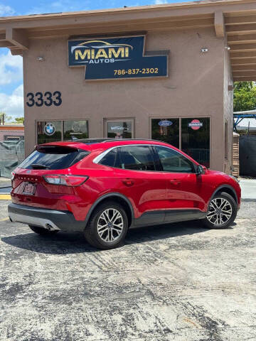 2020 Ford Escape SEL