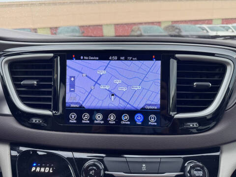 2017 Chrysler Pacifica Touring