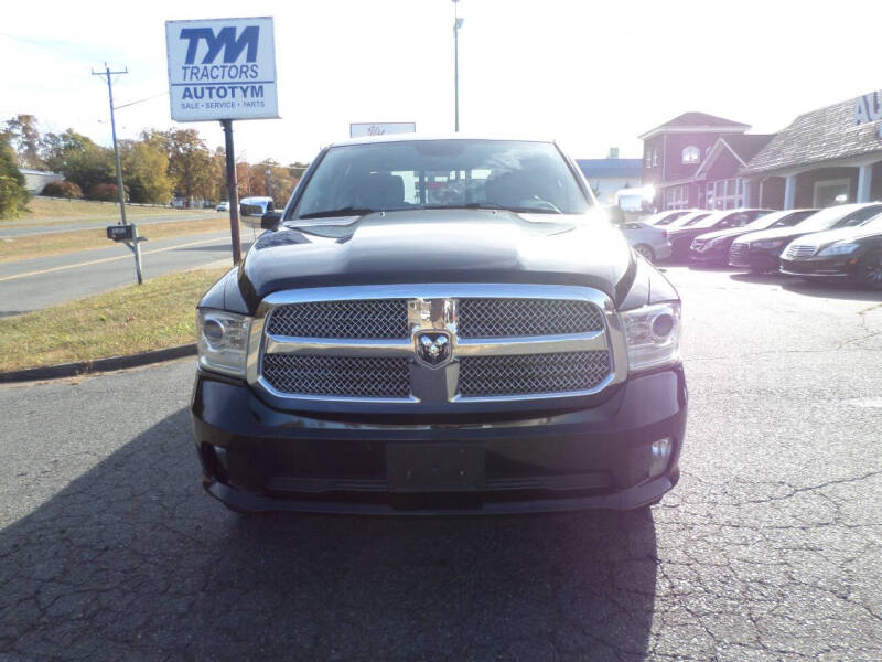 2015 RAM Ram 1500 Pickup Laramie Limited photo 3