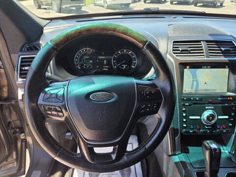 2017 Ford Explorer Platinum