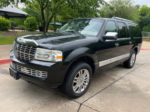 2010 Lincoln Navigator L for sale at Texas Giants Automotive in Mansfield TX