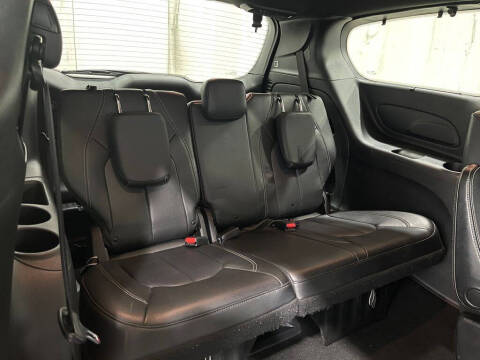 2020 Chrysler Pacifica Launch Edition