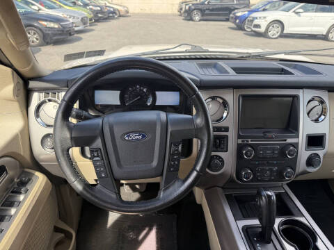 2017 Ford Expedition XLT