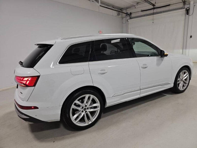 2025 Audi Q7 quattro Premium Plus 55 TFSI