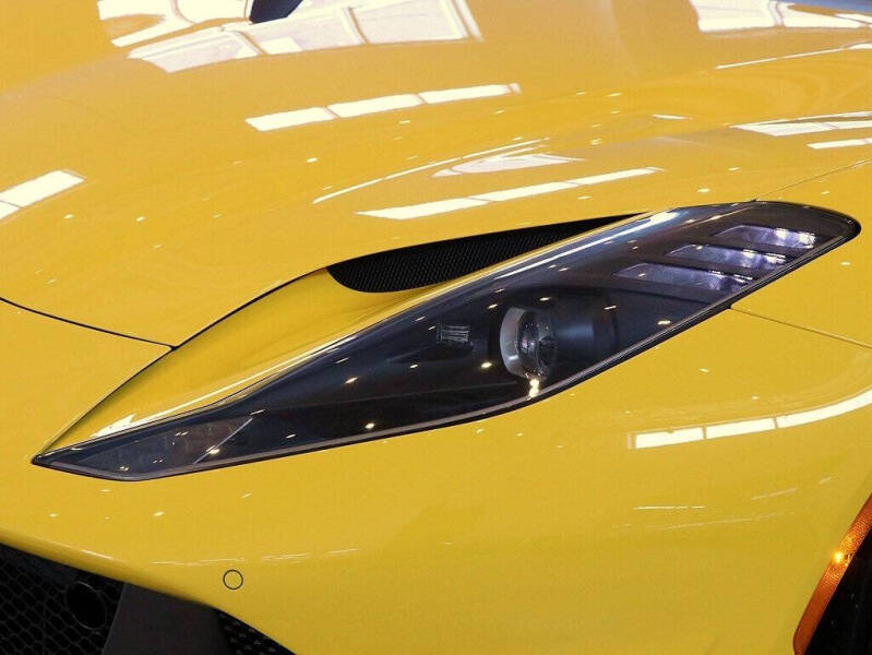 2021 Ferrari 812 GTS