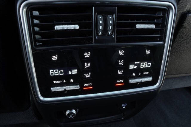 2022 Porsche Cayenne