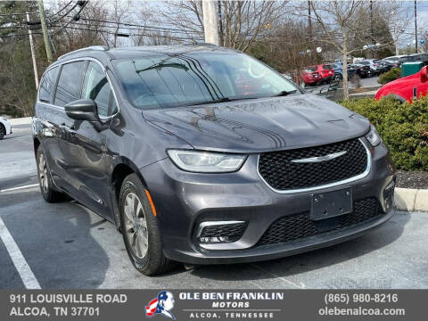 2021 Chrysler Pacifica for sale at Ole Ben Franklin Motors KNOXVILLE - Clinton Highway in Knoxville TN