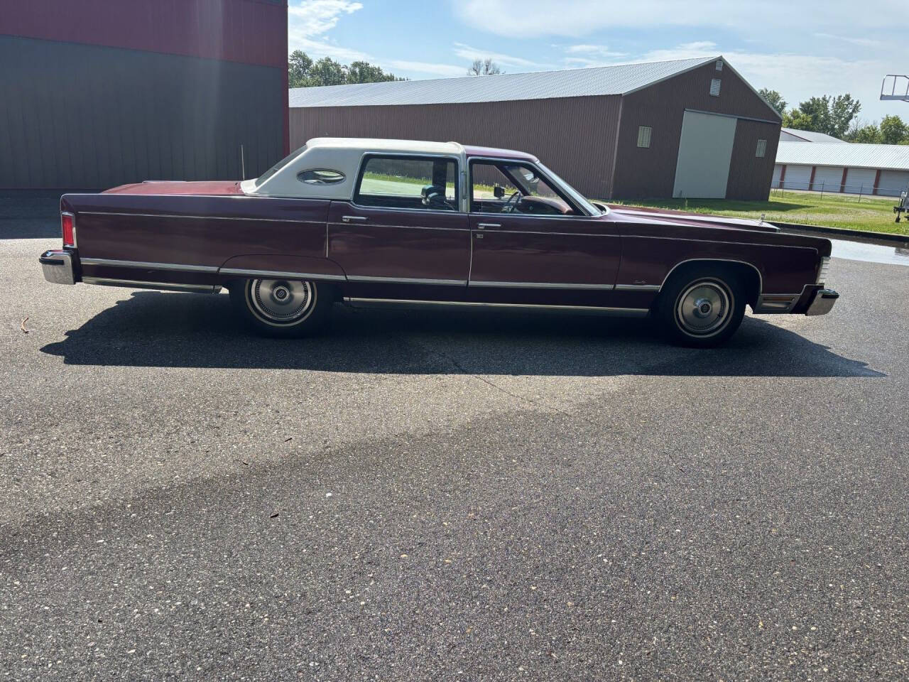 1977 Lincoln Continental 12