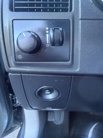 2006 Dodge Charger SE