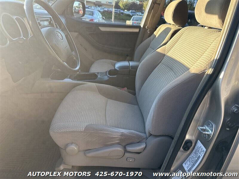 2004 Toyota 4Runner SR5