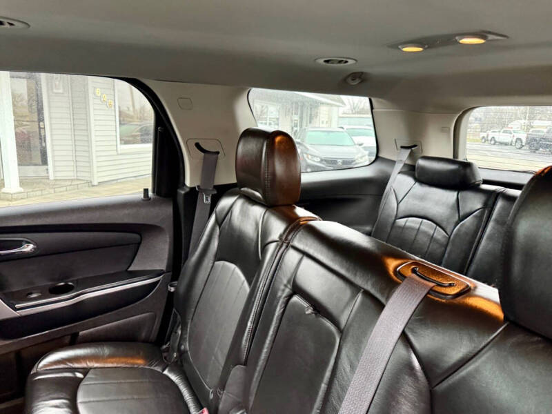 2011 GMC Acadia SLT-2