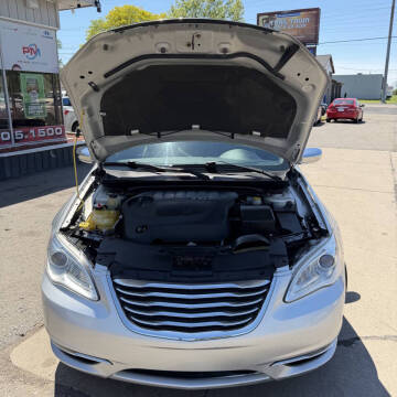 2011 Chrysler 200 Limited
