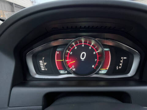 2015 Volvo XC60 T6 Premier Plus